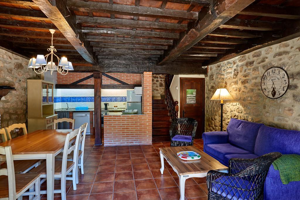 Pensjonat Casas Rurales La Tahona De Besnes Alles Zewnętrze zdjęcie