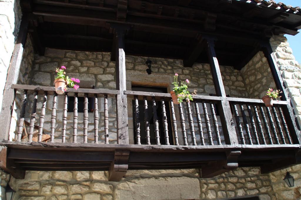 Pensjonat Casas Rurales La Tahona De Besnes Alles Zewnętrze zdjęcie