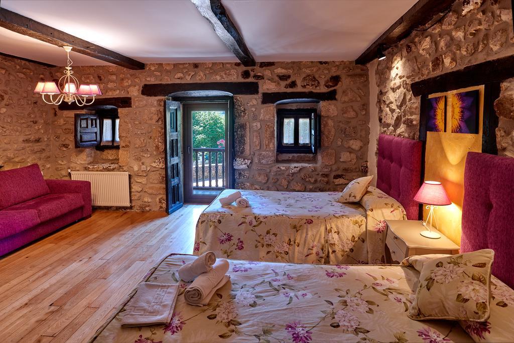 Pensjonat Casas Rurales La Tahona De Besnes Alles Zewnętrze zdjęcie