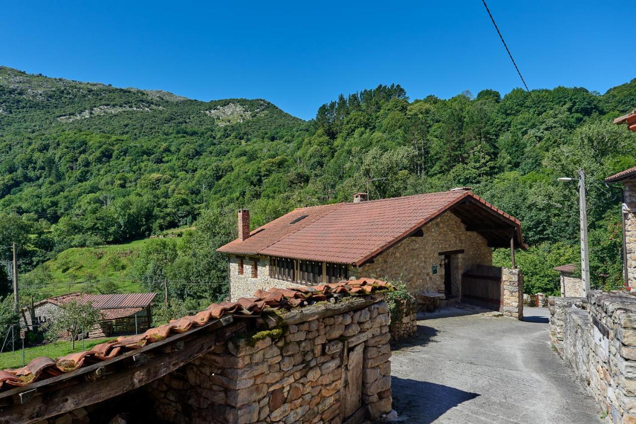 Pensjonat Casas Rurales La Tahona De Besnes Alles Zewnętrze zdjęcie